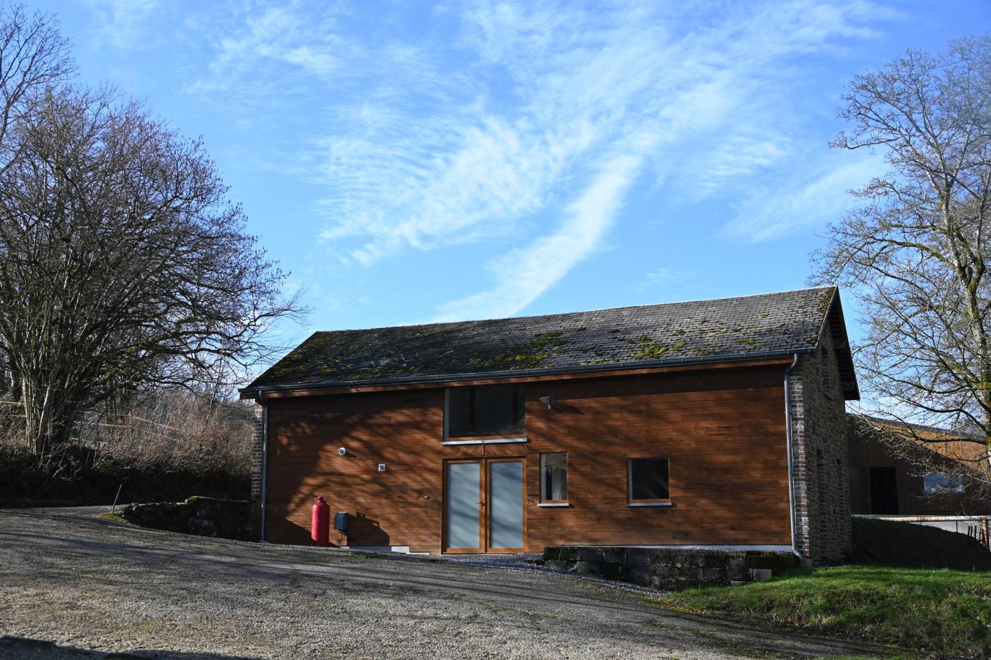 Le Moulin De Bosson - Une De Mai Ferrières Exteriör bild